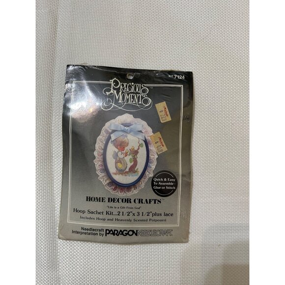 Paragon Needlecraft Hoop Sachet Kit With Heavenly Scented Potpourri & Lace - Picture 1 of 2